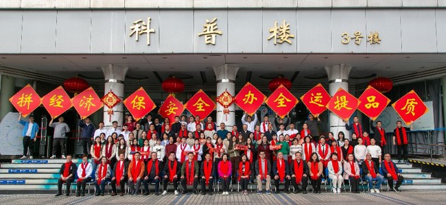 杜锋在执教